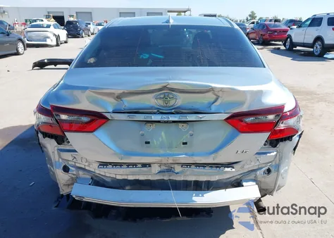 2022 Toyota Camry Le из США, поврежденный, VIN 4T1C11AK8NU697204